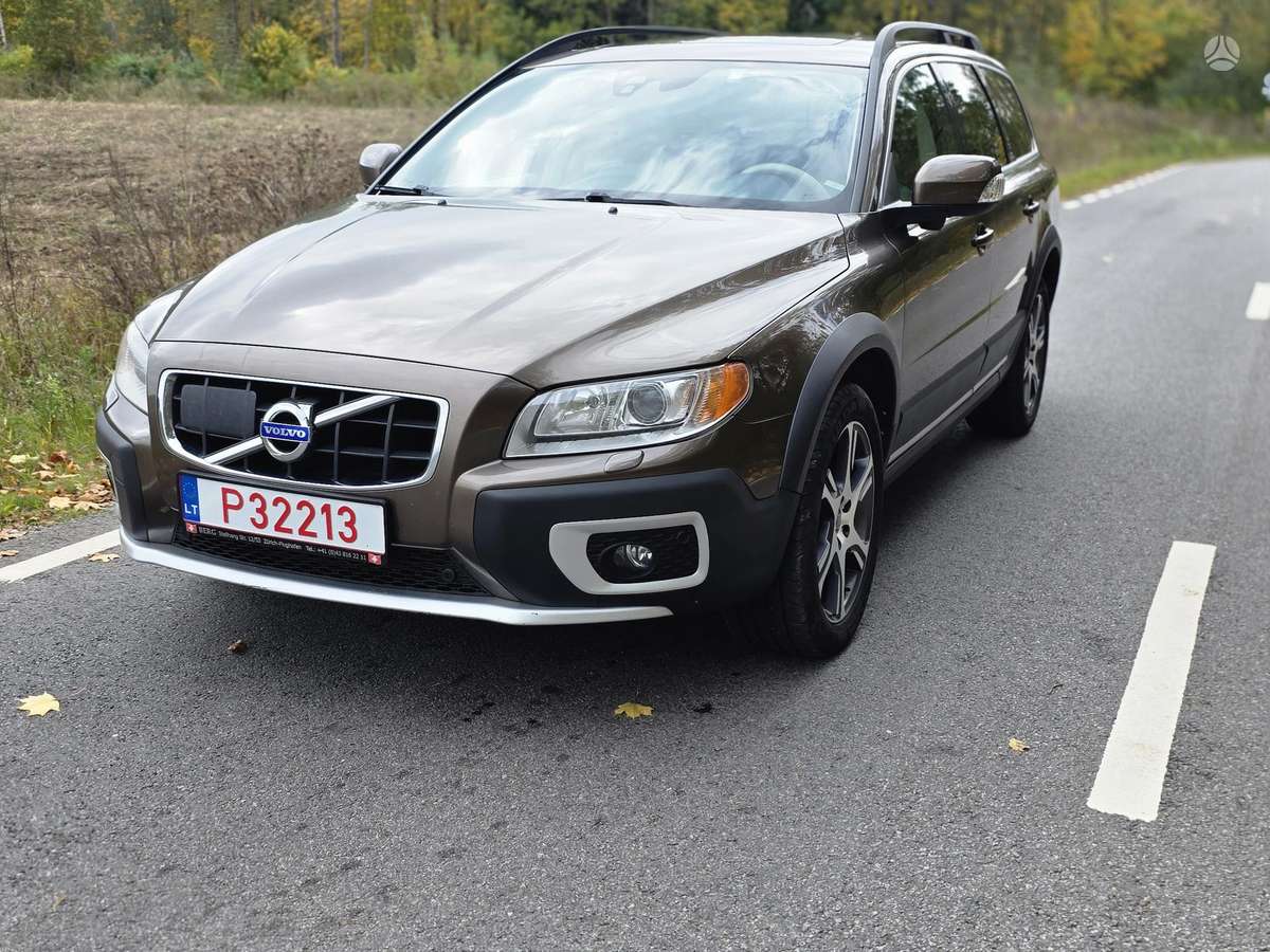 Volvo XC70, 2.4 l., wagon
