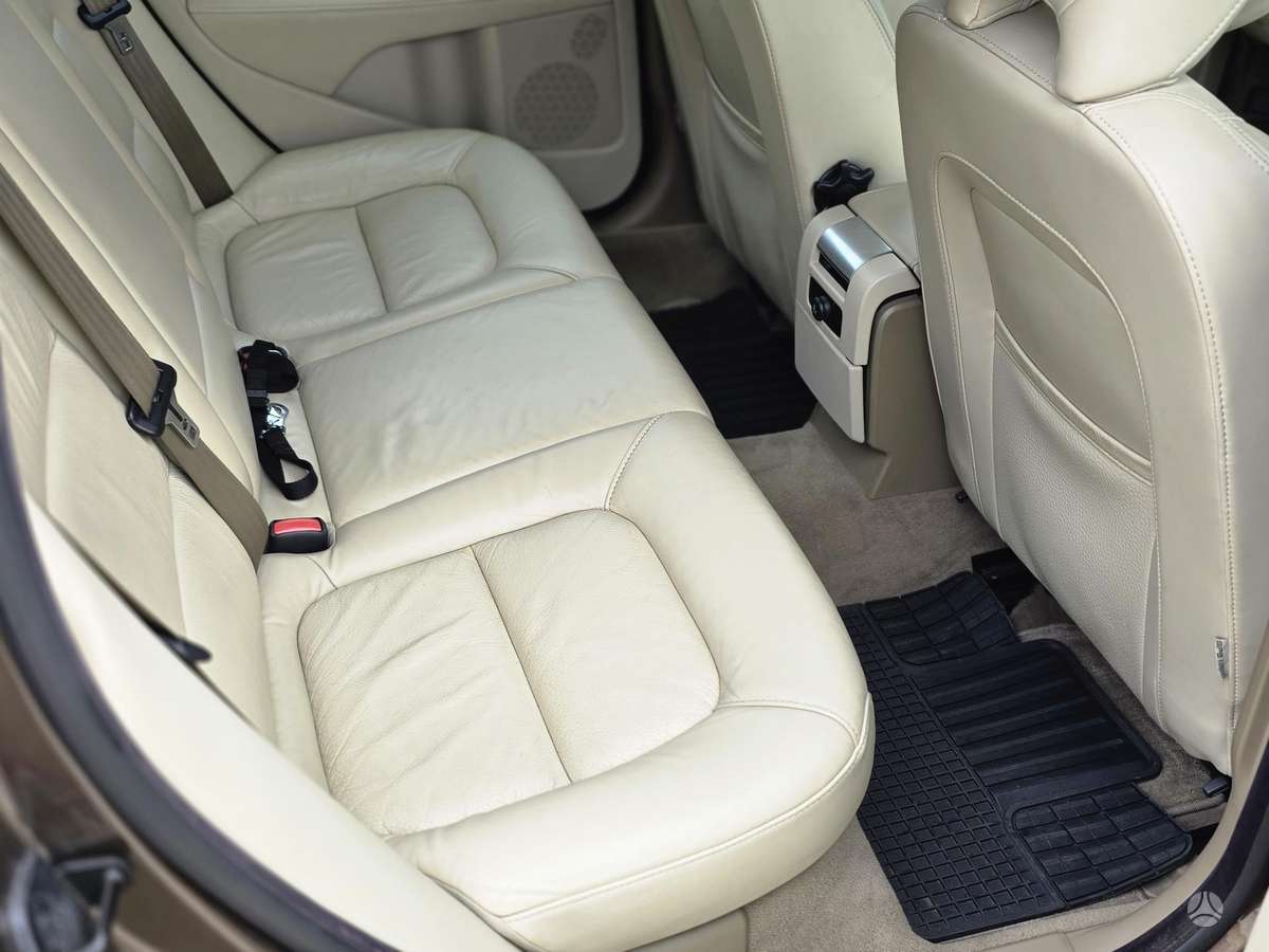 Volvo XC70, 2.4 l., Универсал