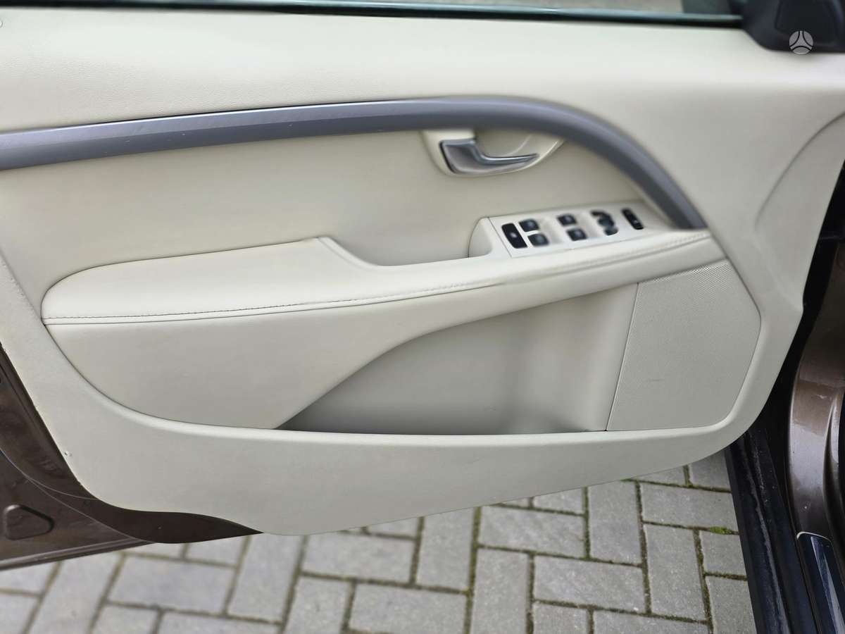 Volvo XC70, 2.4 l., Универсал
