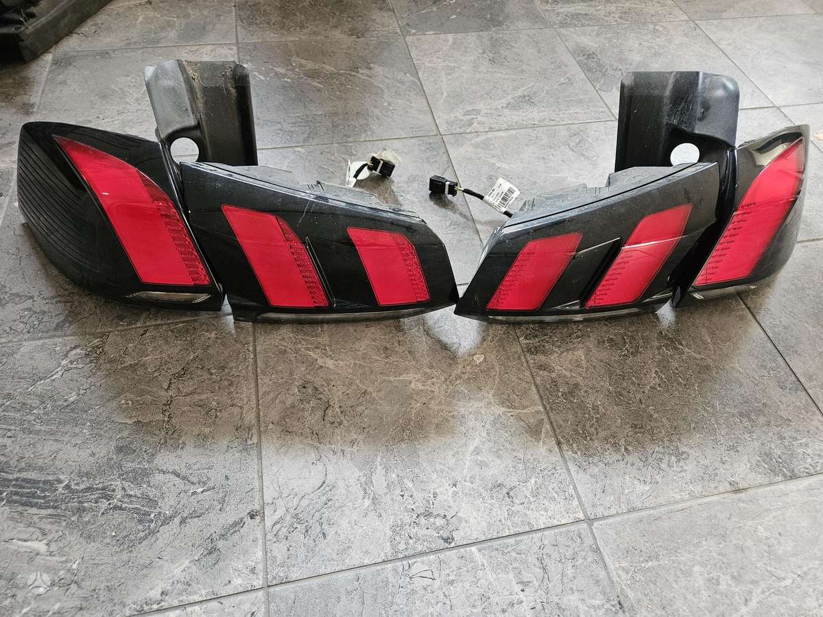 Peugeot 5008 lights