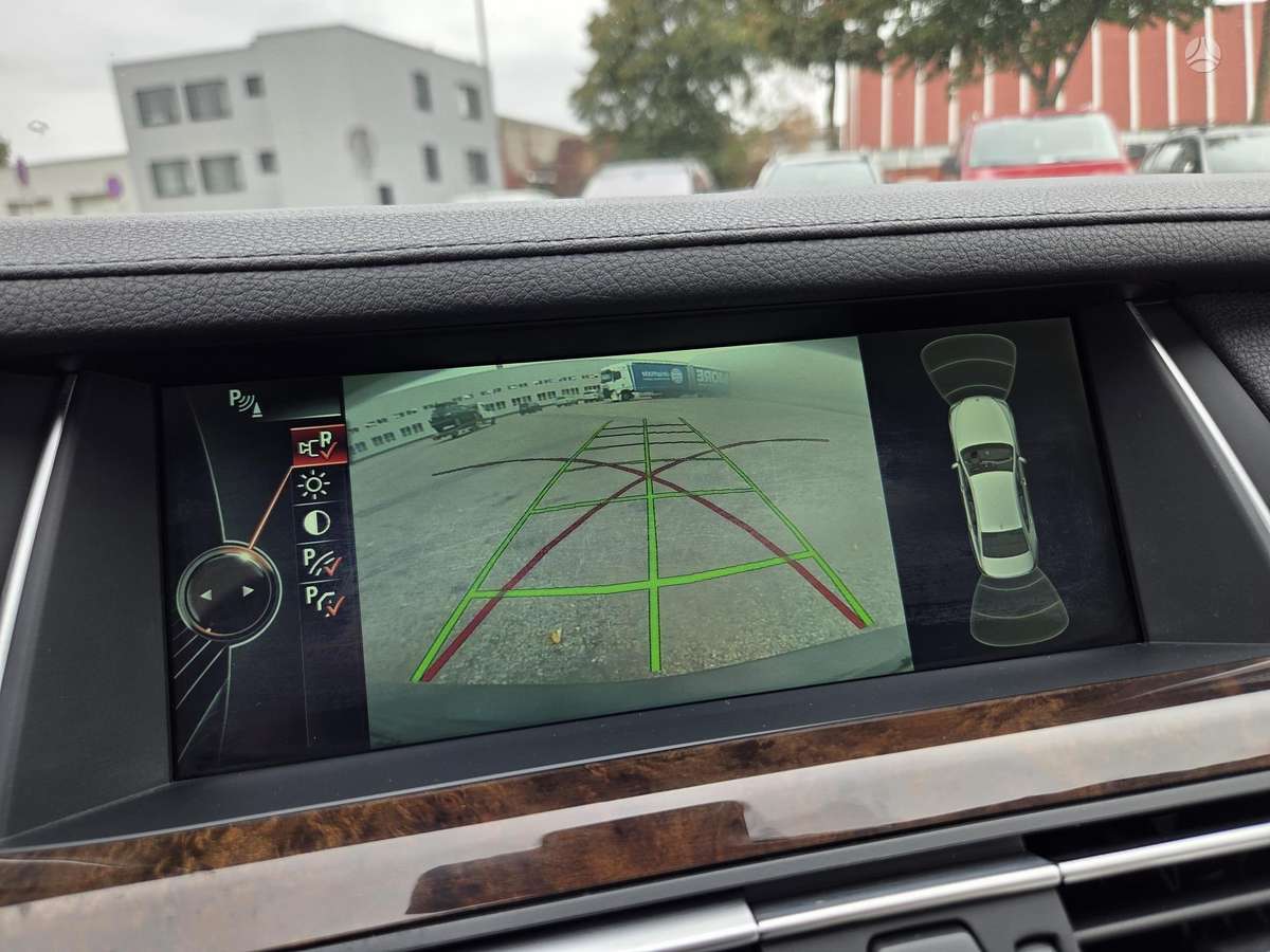 BMW 740, 3.0 l., Седан