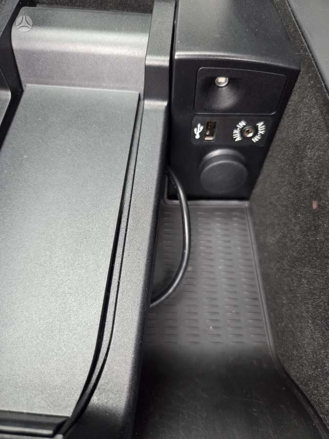 BMW 740, 3.0 l., Седан