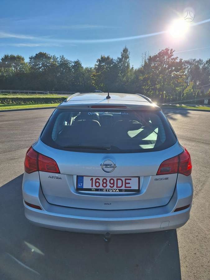 Opel Astra, 1.4 l., Универсал