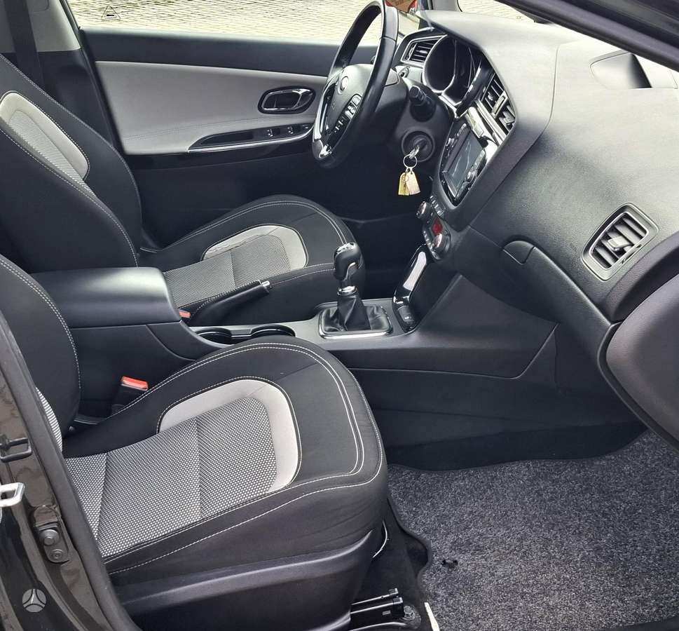 Kia Ceed, 1.6 l., universalas