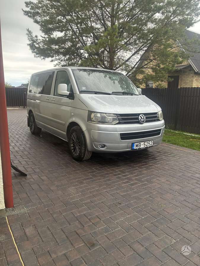 Volkswagen Multivan, 2.5 l., Минивэн