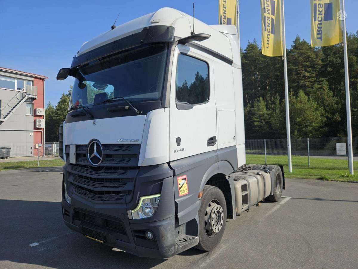 Mercedes-Benz ACTROS 1845, double sleeper