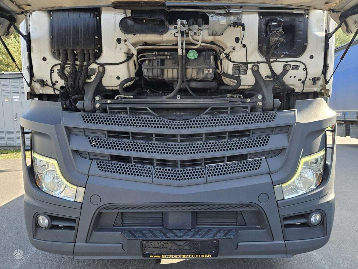 Mercedes-Benz ACTROS 1845, double sleeper