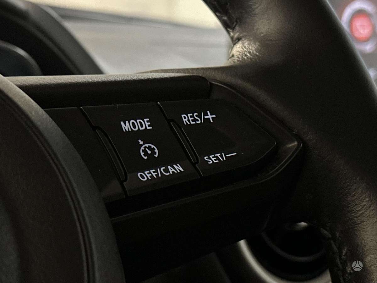 Mazda CX-3, 2.0 l., Хэтчбек