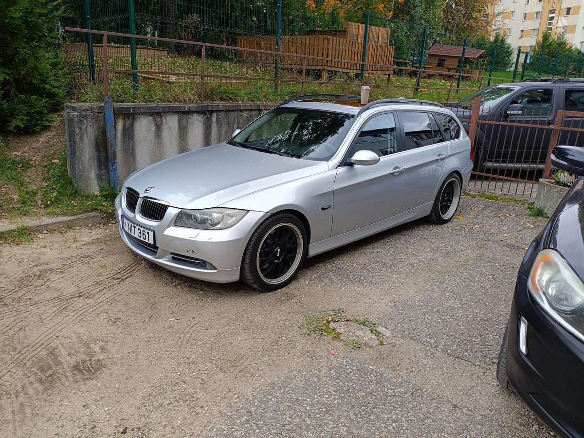 BMW 330, 3.0 l., Универсал