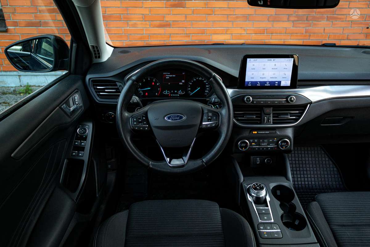 Ford Focus, 1.0 l., universalas