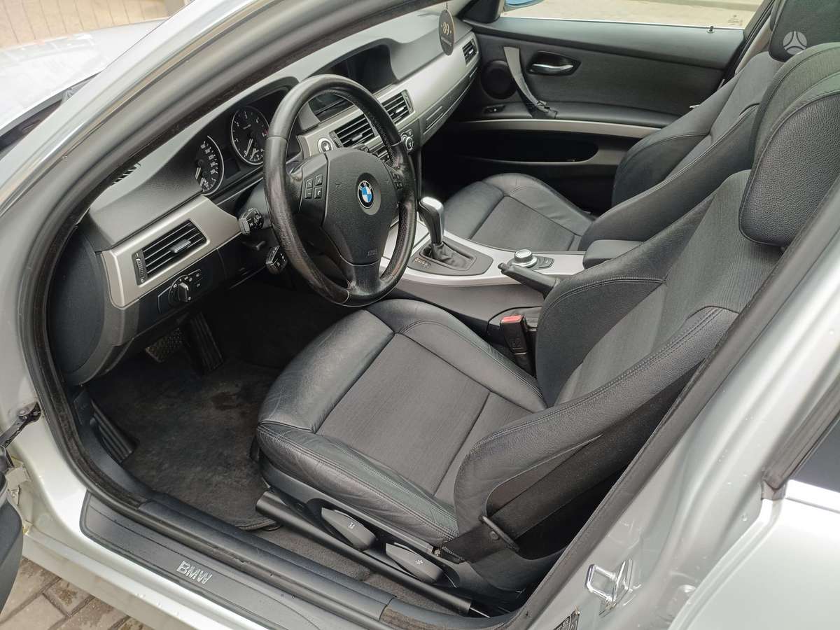 BMW 330, 3.0 l., Универсал