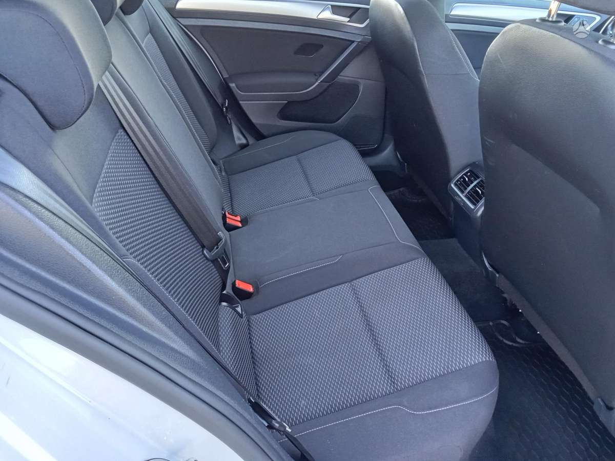 Volkswagen Golf, 1.6 l., Универсал