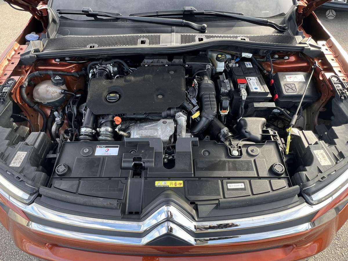 Citroen C4, 1.5 l., hatchback