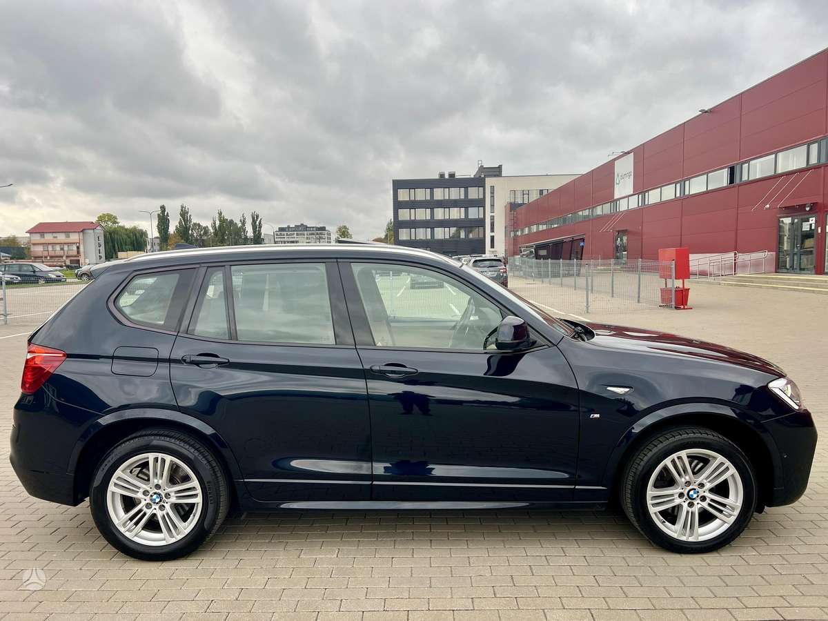 BMW X3, 2.0 l., off-road / crossover