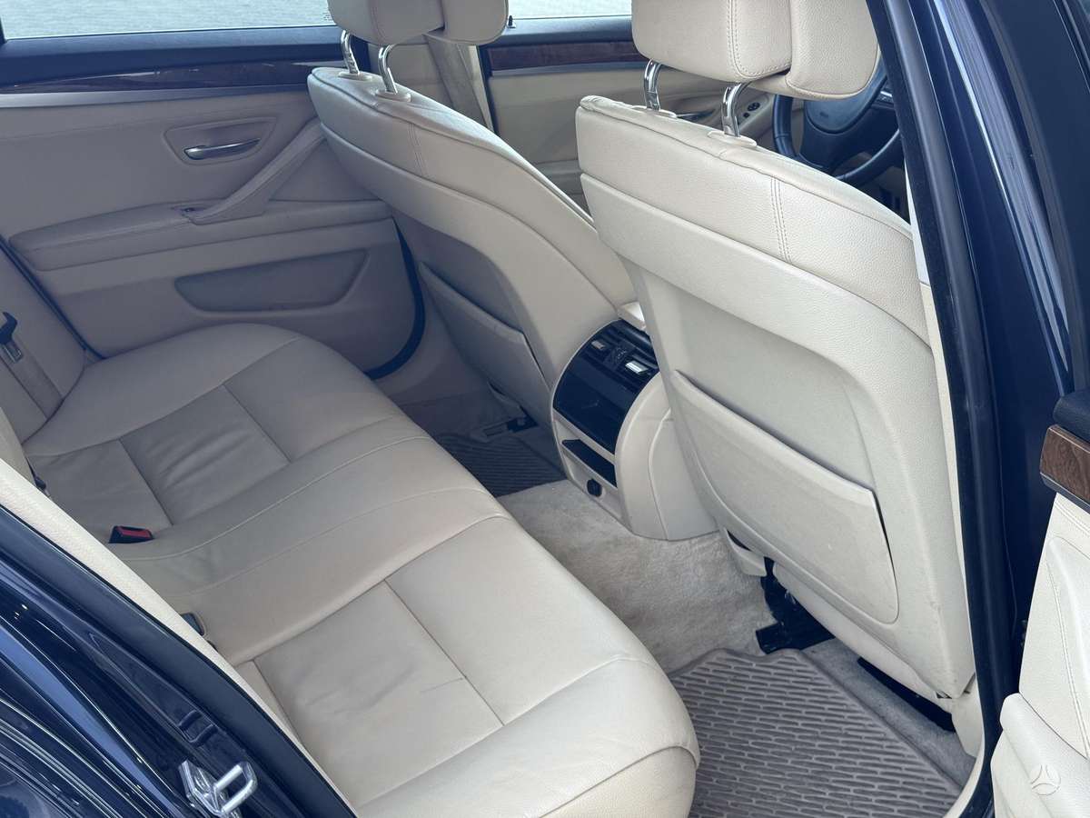 BMW 520, 2.0 l., universalas