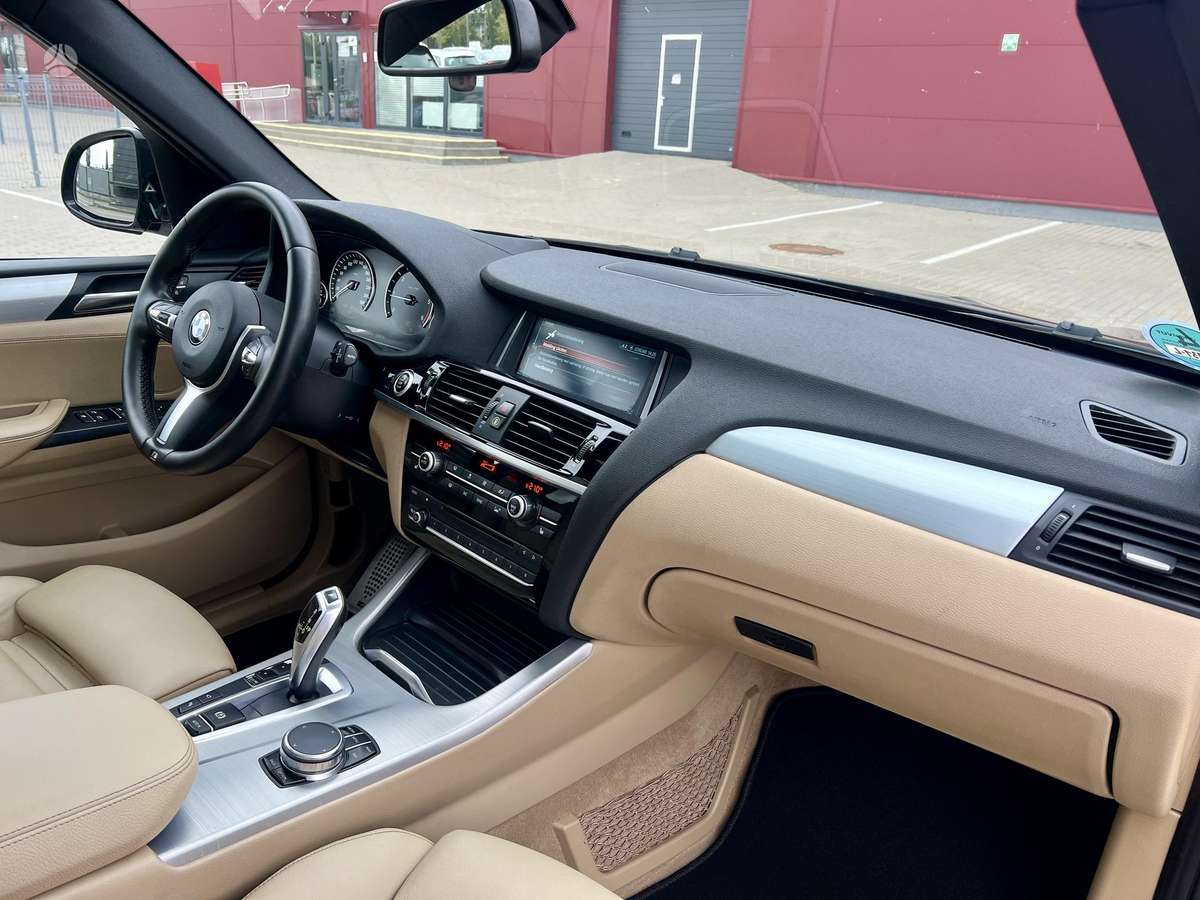 BMW X3, 2.0 l., off-road / crossover