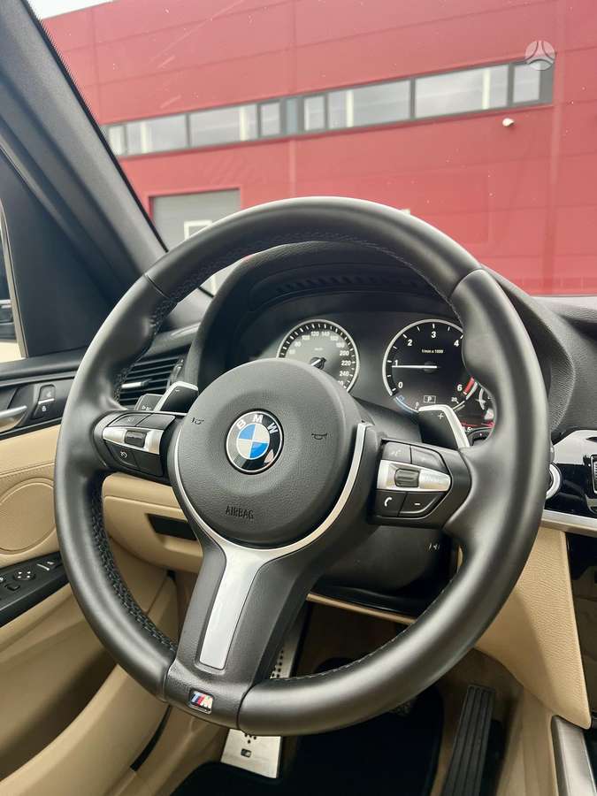 BMW X3, 2.0 l., off-road / crossover