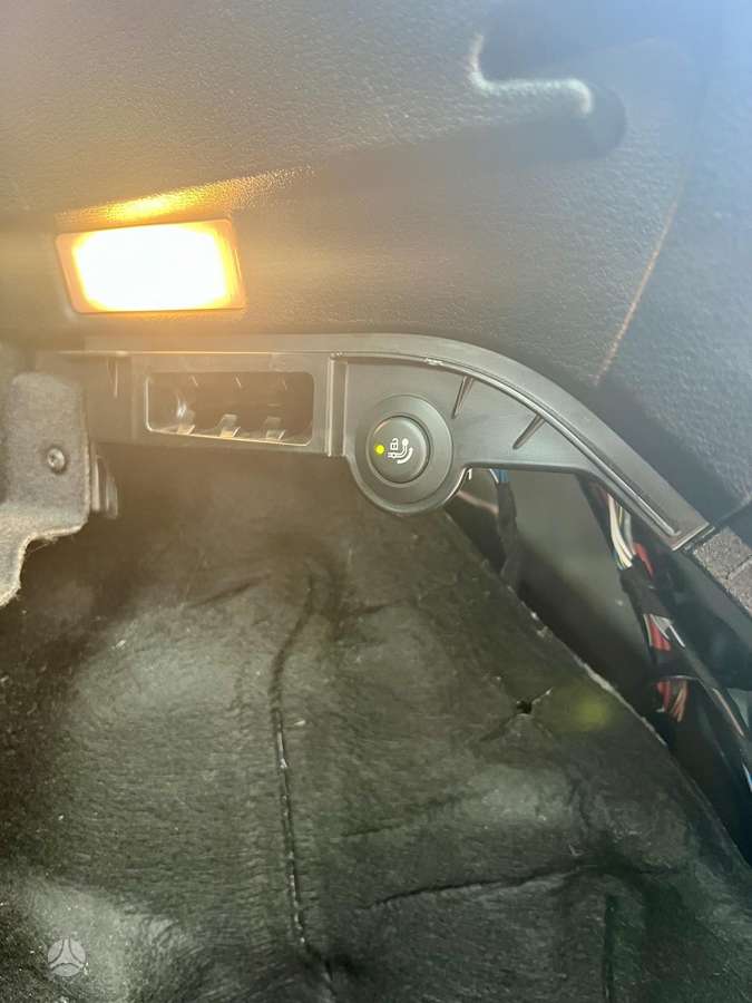 BMW X3, 2.0 l., off-road / crossover