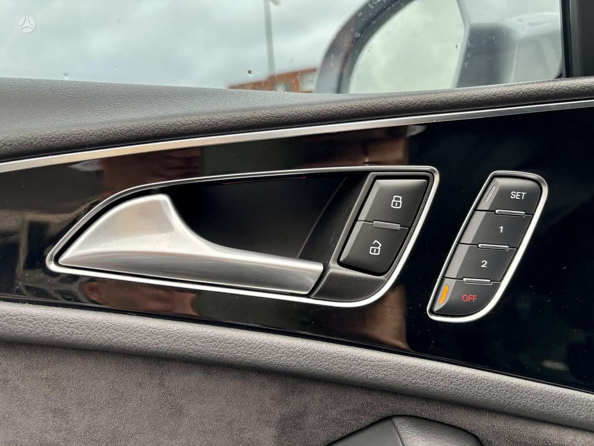 Audi A6 allroad, 3.0 l., Универсал