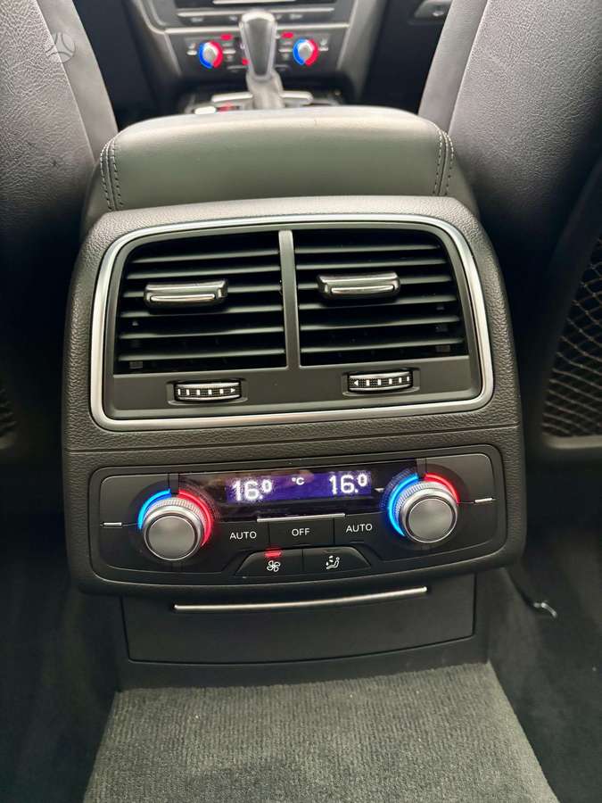 Audi A6 allroad, 3.0 l., Универсал