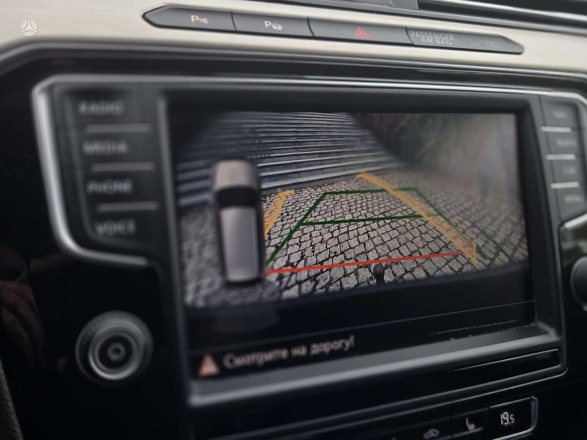 Volkswagen Passat, 2.0 l., Универсал