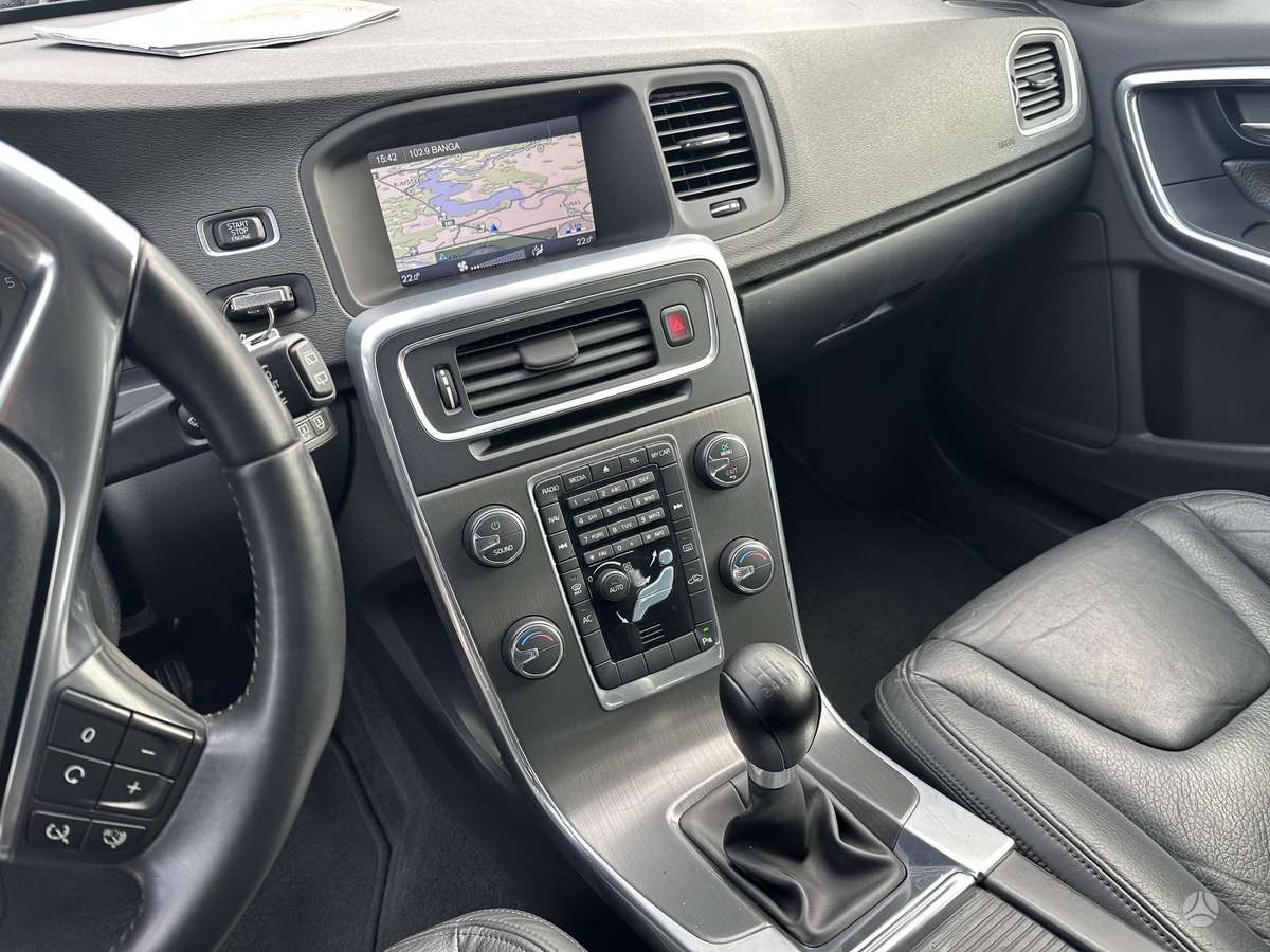 Volvo V60, 2.0 l., Универсал