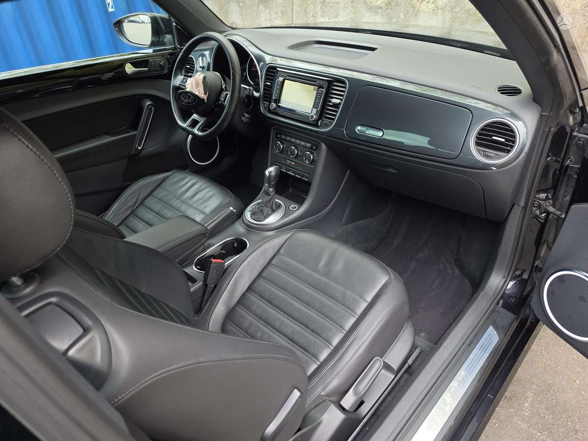 Volkswagen Beetle, 2.0 l., Хэтчбек