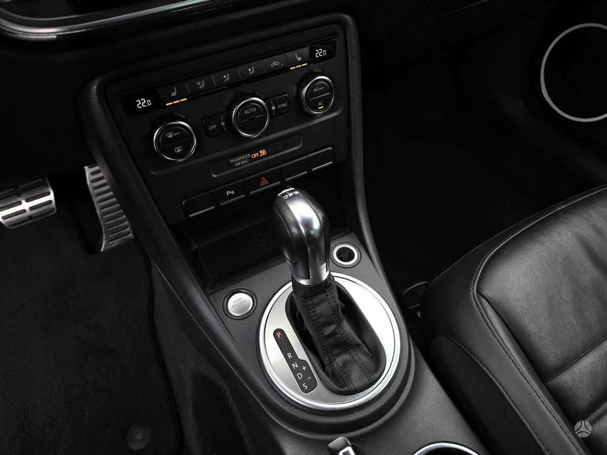 Volkswagen Beetle, 2.0 l., Хэтчбек