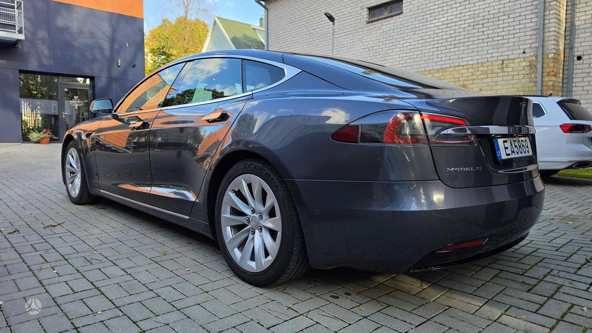 Tesla Model S, 78 kWh, hečbekas