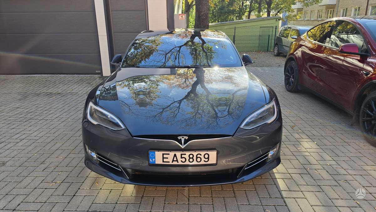 Tesla Model S, 78 kWh, hatchback