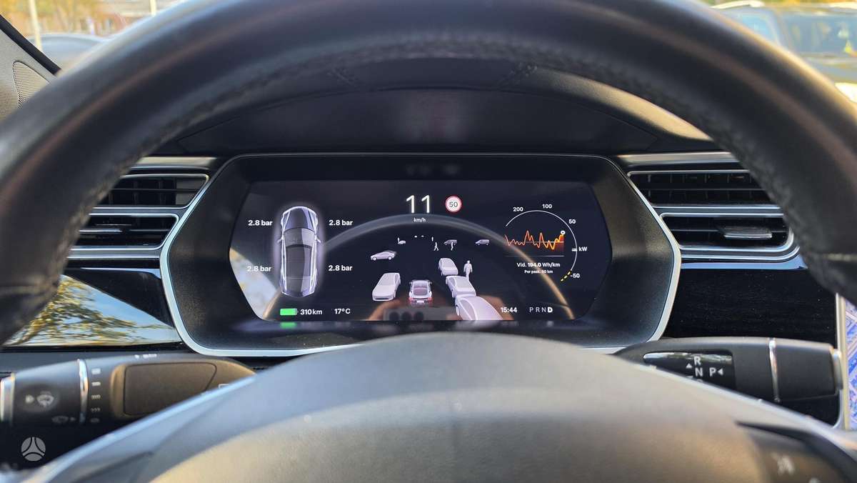 Tesla Model S, 78 кВт·ч, Хэтчбек