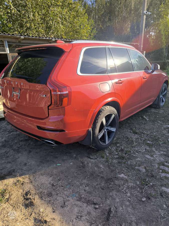 Volvo XC90 R design