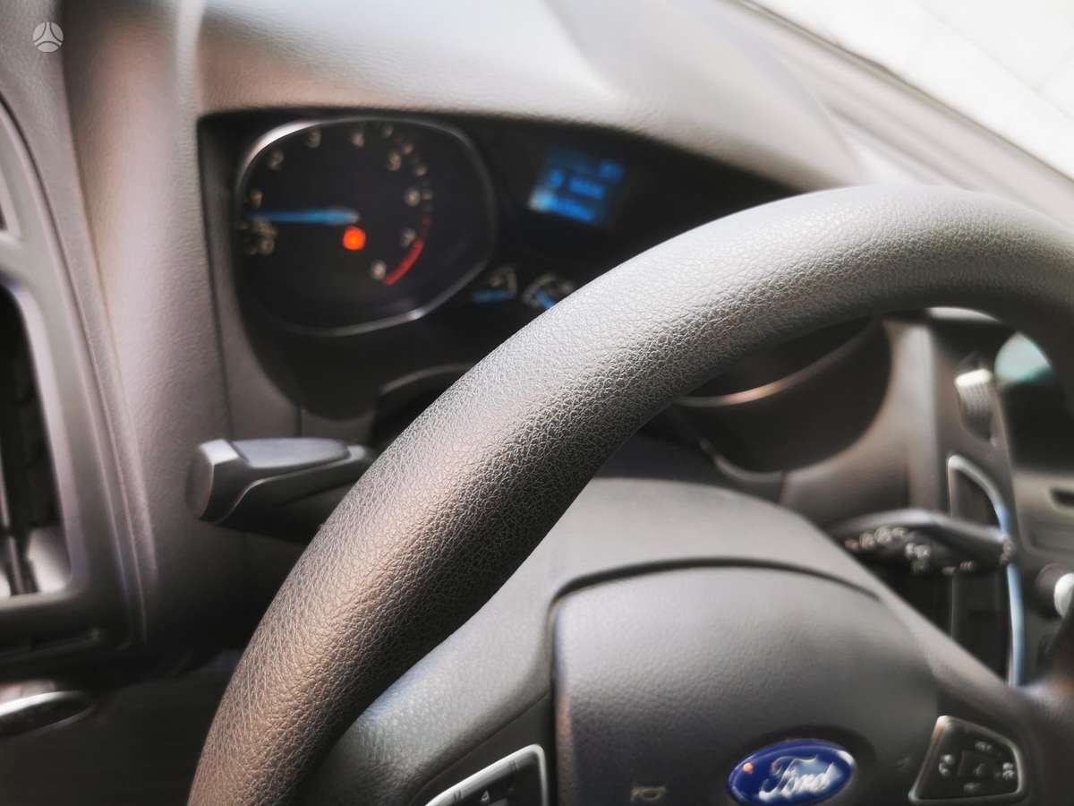 Ford Focus 2015 — фото 22