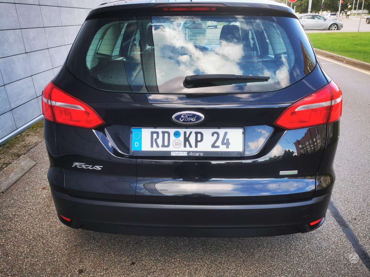 Ford Focus 2015 — двигун 998 cm³, 101 HP (74kW)