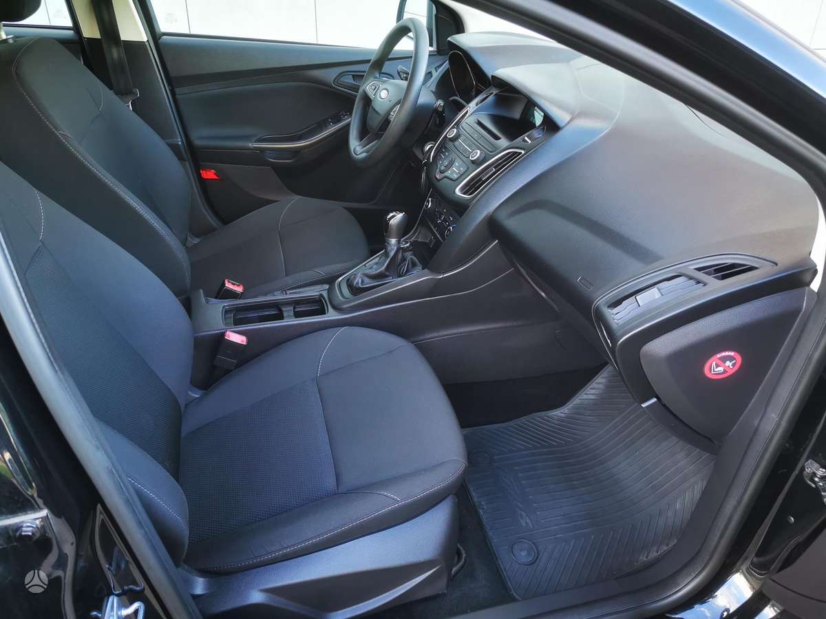 Ford Focus 2015 — фото 16