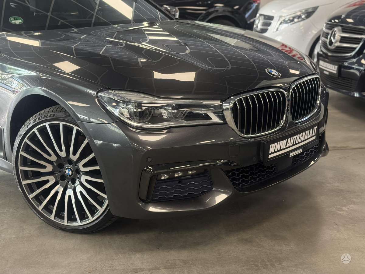 BMW 740, 3.0 l., Седан