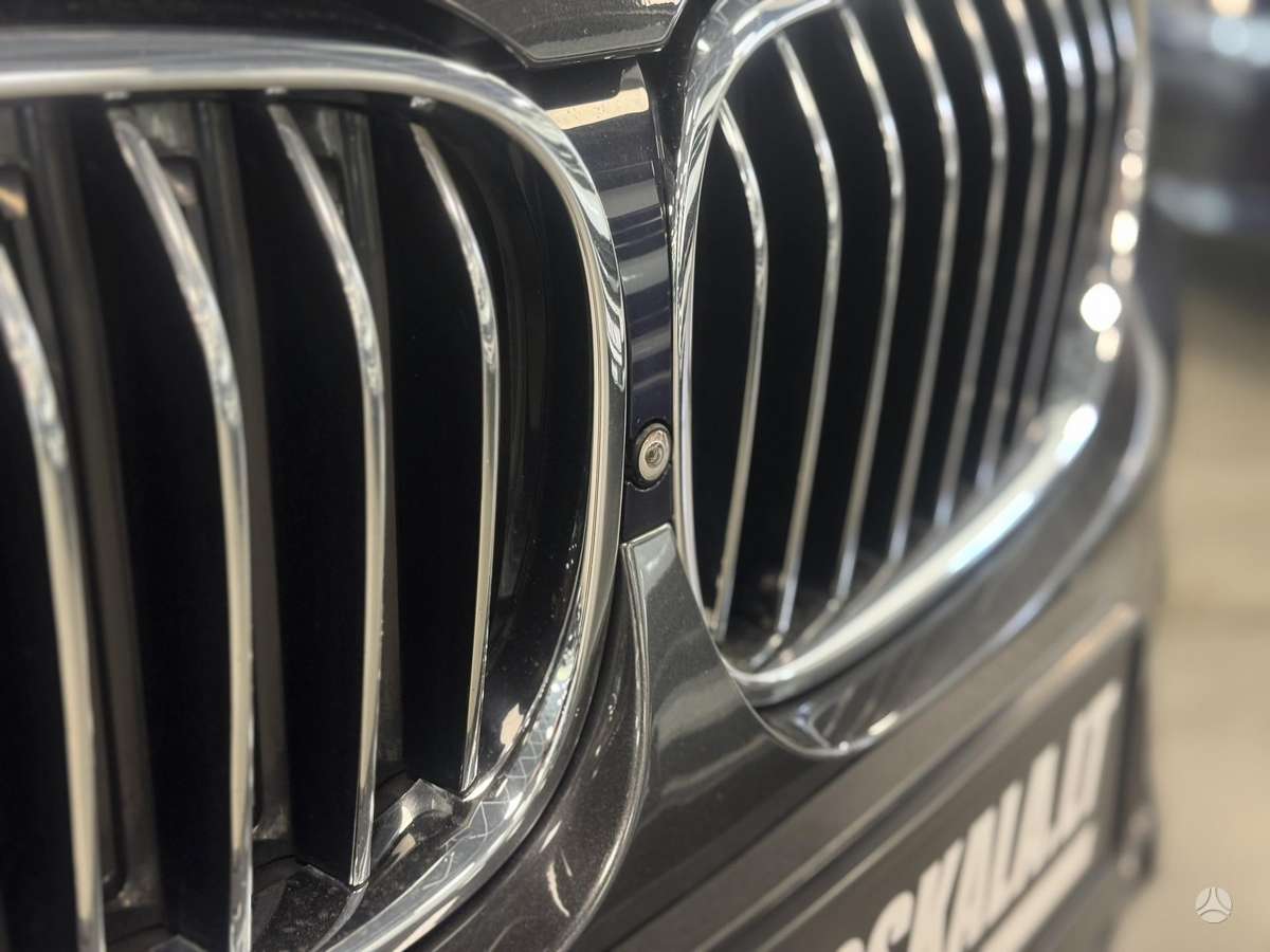 BMW 740, 3.0 l., Седан