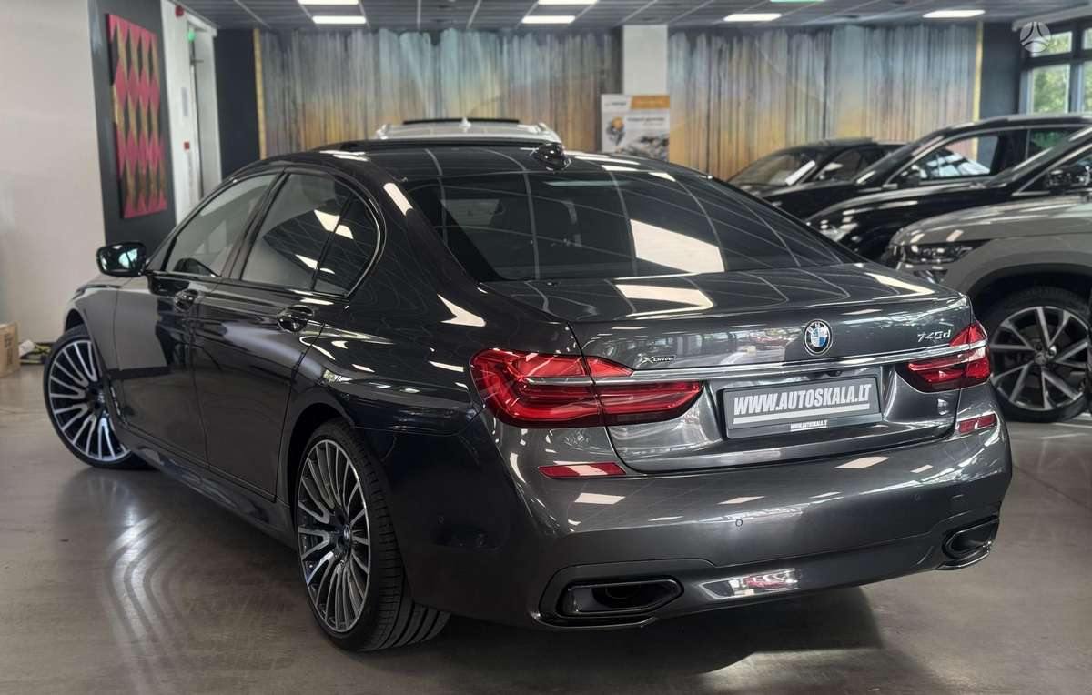 BMW 740, 3.0 l., Седан