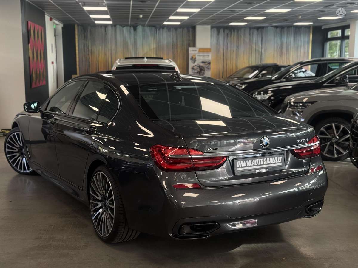BMW 740, 3.0 l., Седан