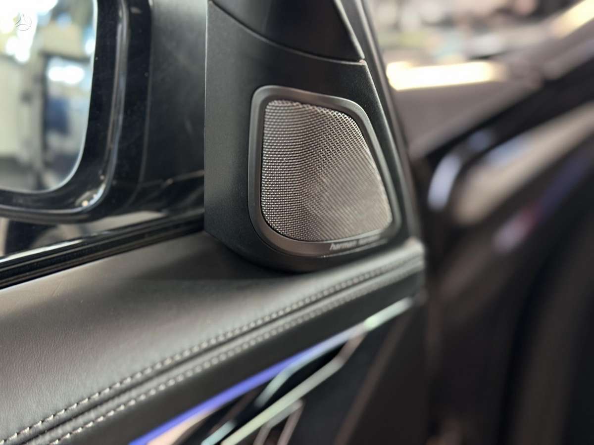 BMW 740, 3.0 l., Седан