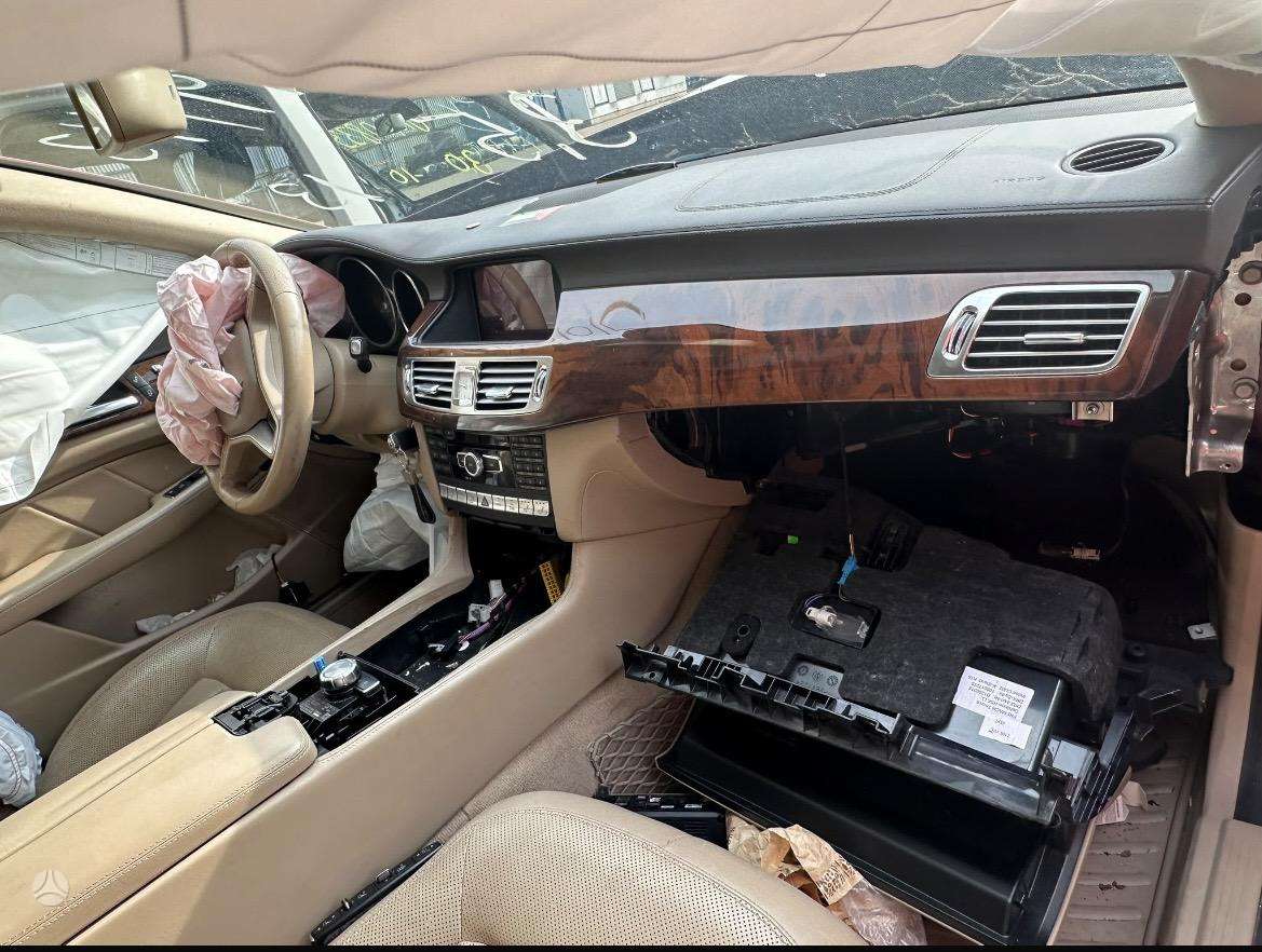 Mercedes-Benz CLS350