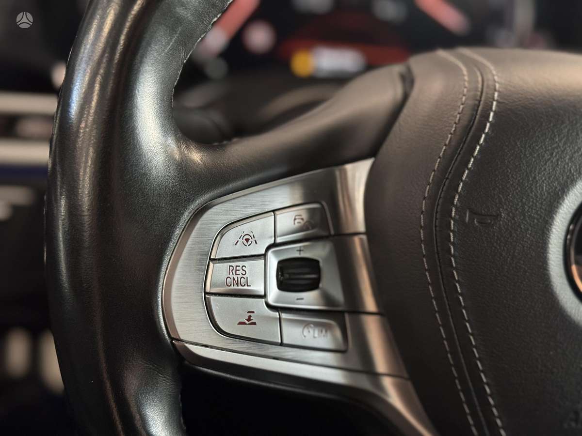 BMW 740, 3.0 l., Седан