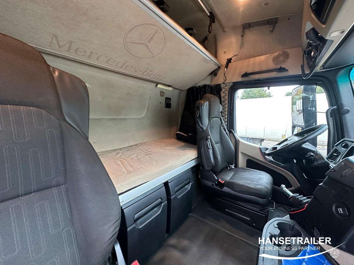 Mercedes-Benz Actros TUV, double sleeper