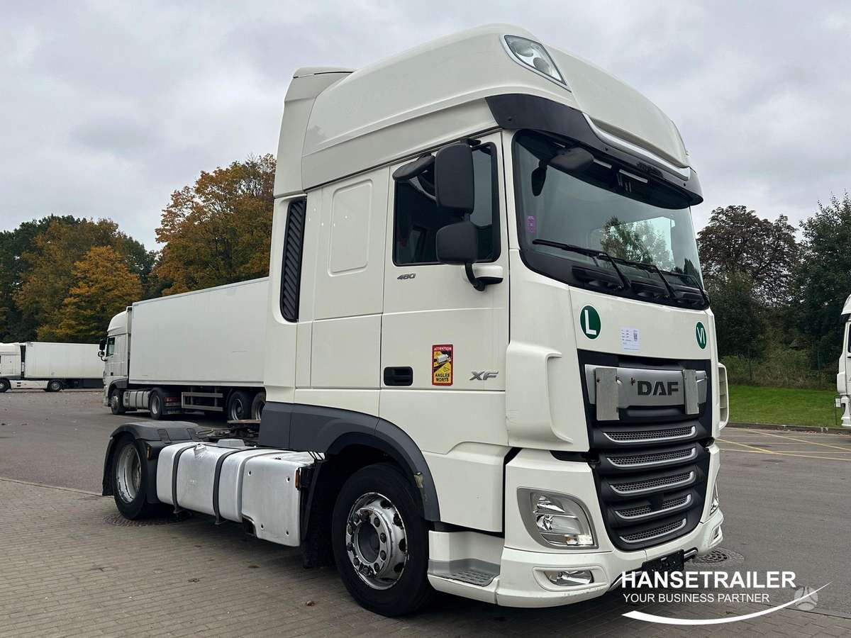 DAF XF 106.480 Mega Low Deck, 2 miegamosios vietos