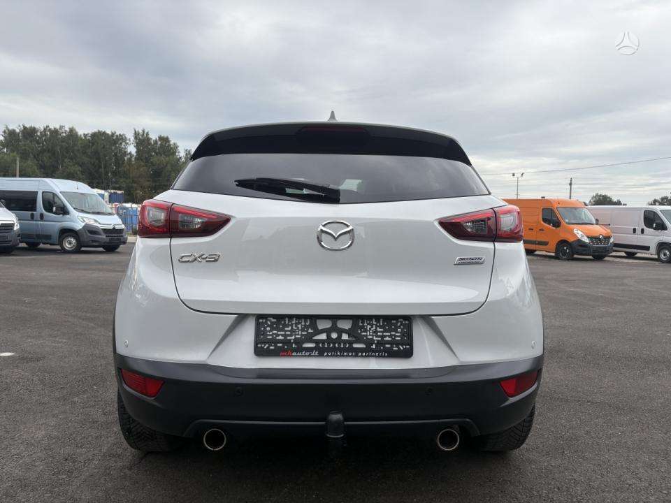 Mazda CX-3, 2.0 l., off-road / crossover