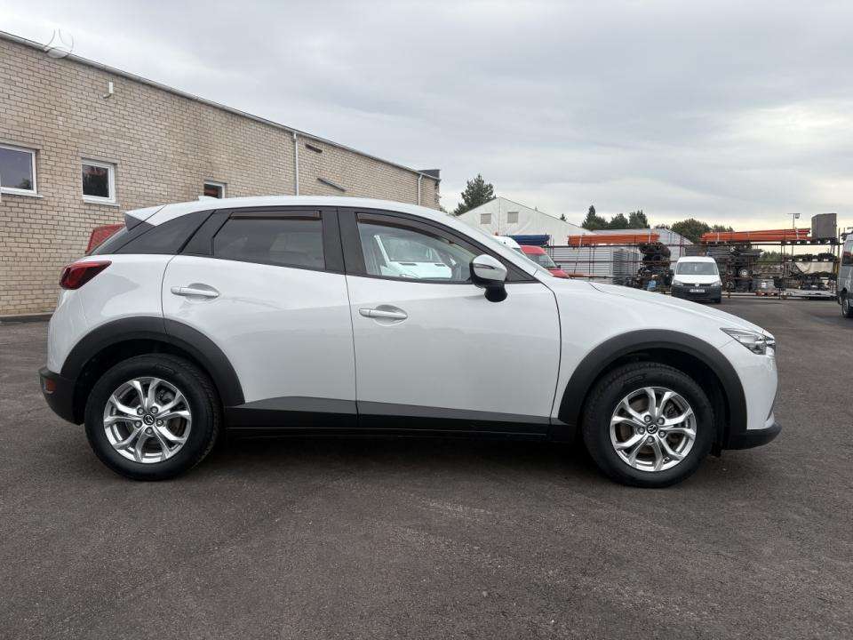 Mazda CX-3, 2.0 l., off-road / crossover