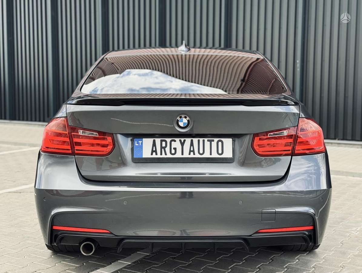 BMW 320, 2.0 l., Седан