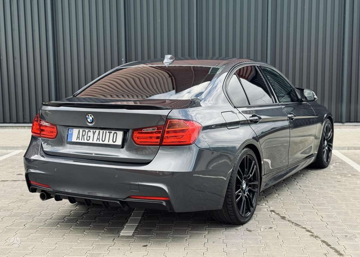 BMW 320, 2.0 l., Седан