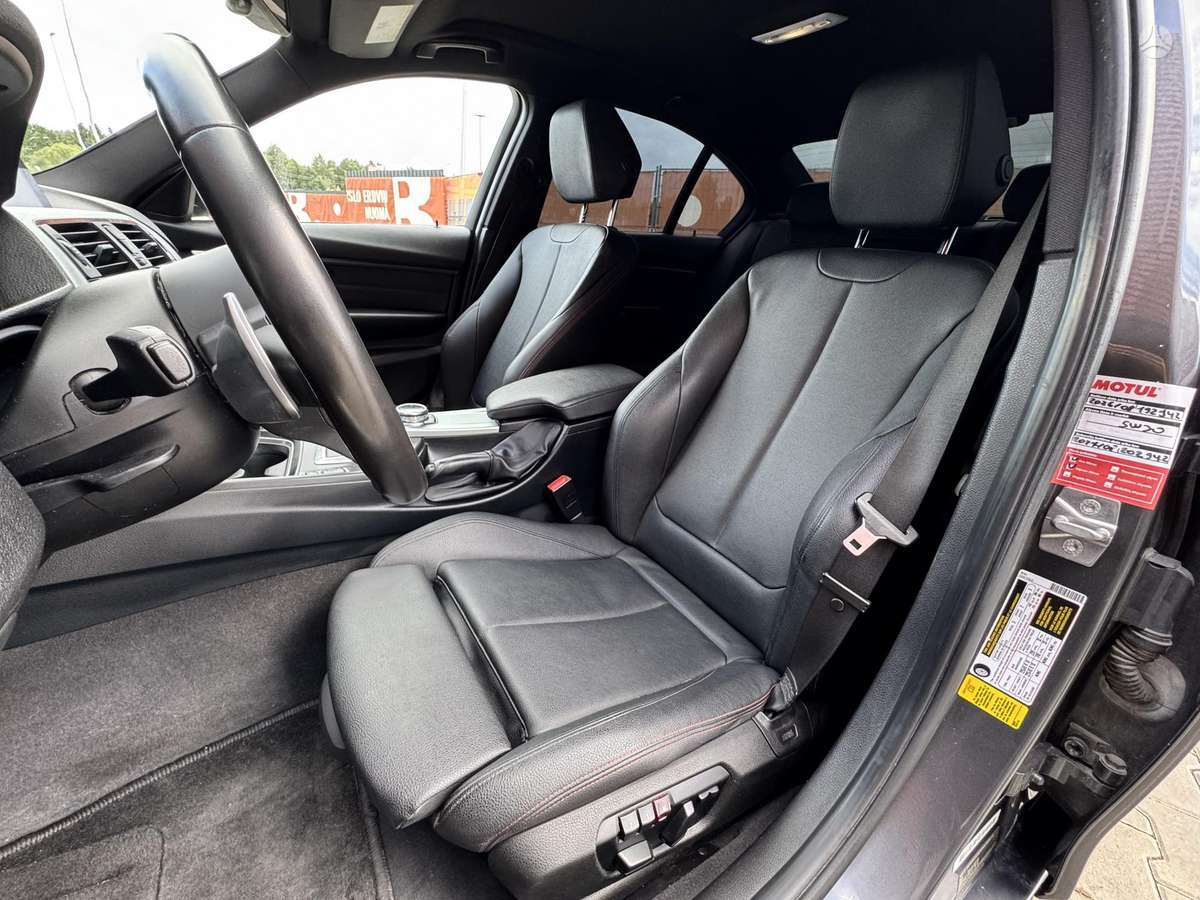 BMW 320, 2.0 l., Седан