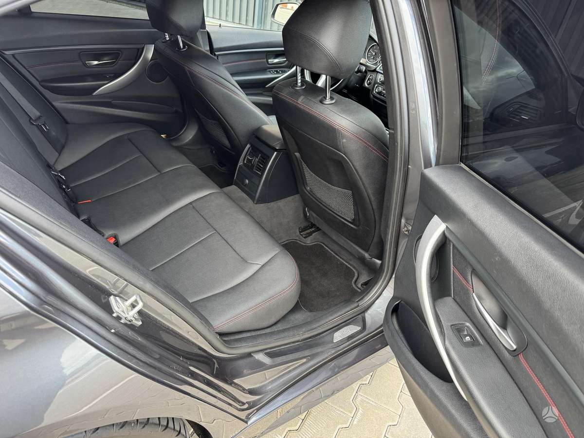 BMW 320, 2.0 l., Седан